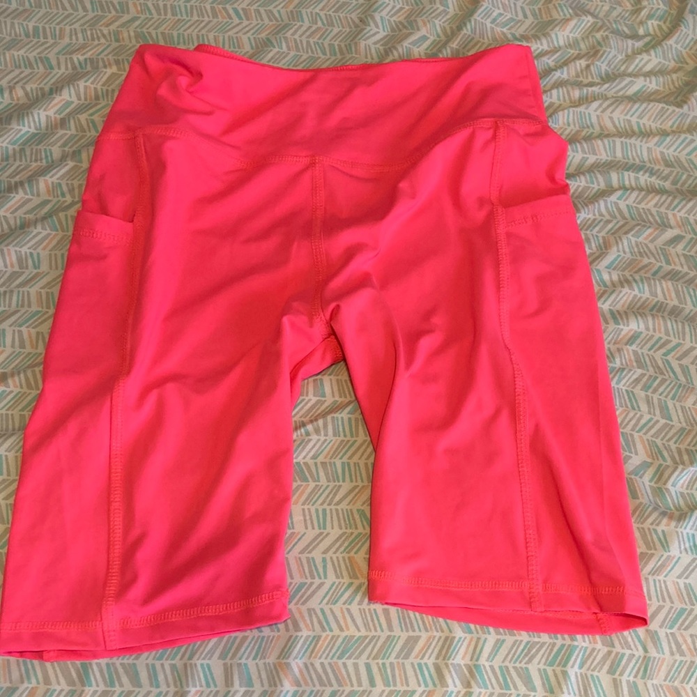 L&B hot pink bike shorts 🌸